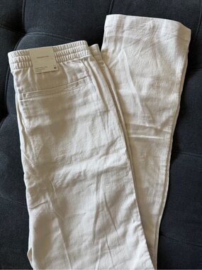 Banana Republic Cream Straight Leg Pants with Elastic Waist